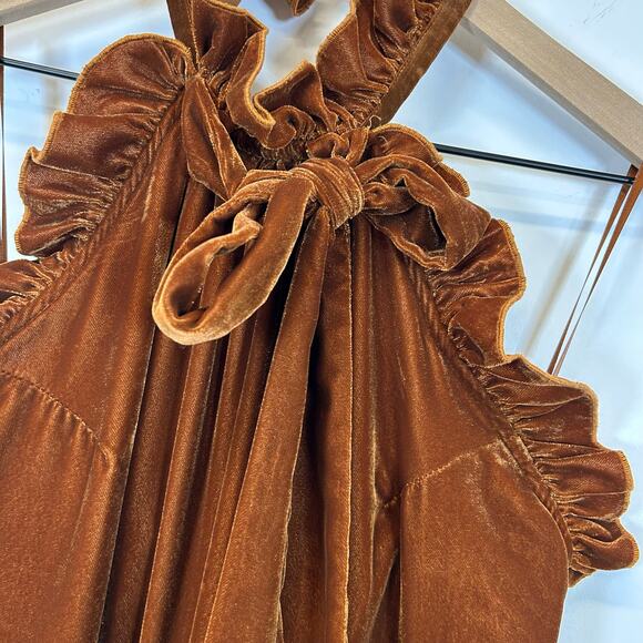 Anthropologie Kristinit Velvet Jumpsuit Rust
Orange Brown Copper Ruffle Halter L - Picture 8 of 12